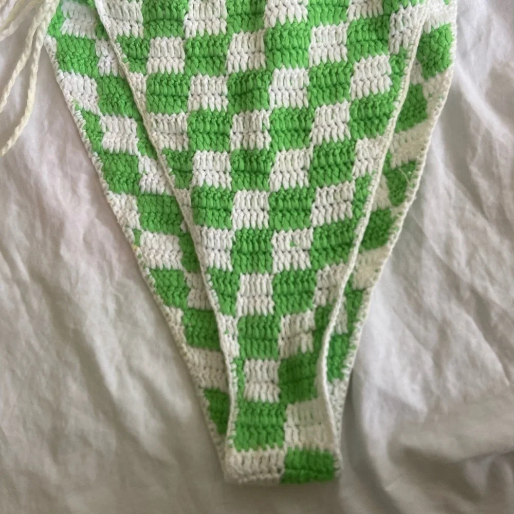 Frankie's Bikinis Green and White Crochet Bikini Bottom Size Large